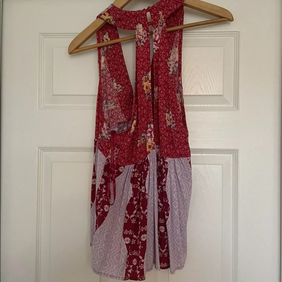 3/$30 People xs - Picture 4 of 4